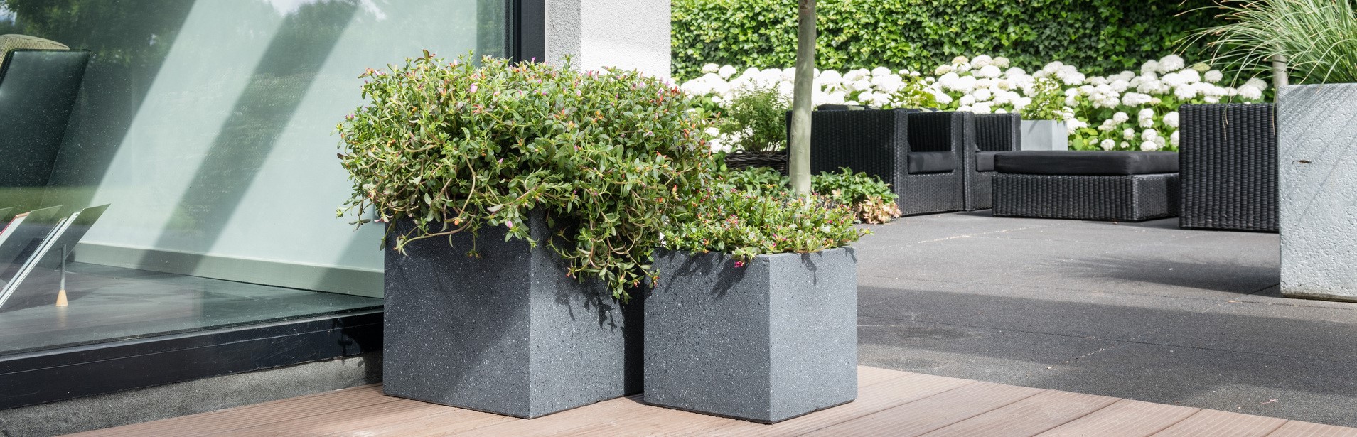 kompozit virágtartó